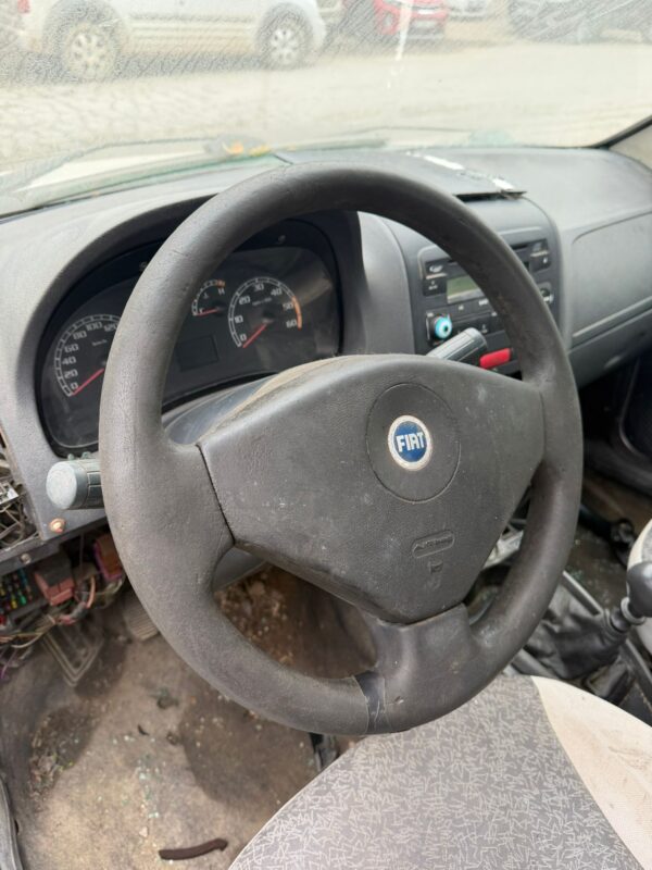 Fiat Albea Direksiyon Simidi çıkma parça