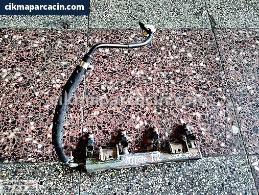 Nissan Micra Enjektör çıkma parça