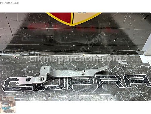 Audi A6 Çamurluk Braketi çıkma parça