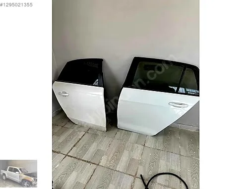Audi A4 Sağ Arka Kapı çıkma parça - TAMER OTO ÇIKMA PARÇA Muğla