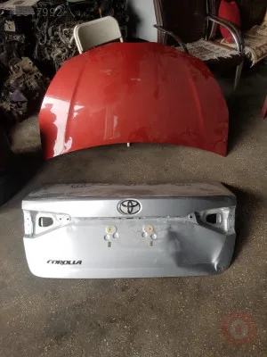 Toyota Corolla Bagaj Kapağı çıkma parça