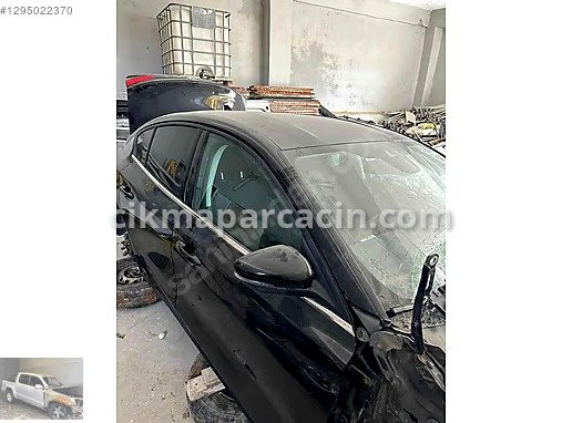 Ford Focus Sağ Kapı çıkma parça
