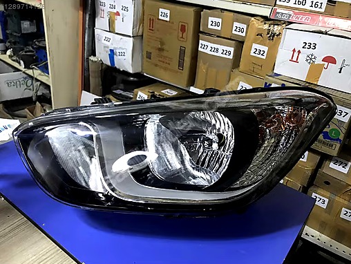 Hyundai i20 Far (Sol) çıkma parça