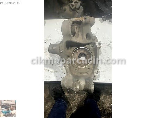 Audi Q7 Direksiyon Mafsalı çıkma parça
