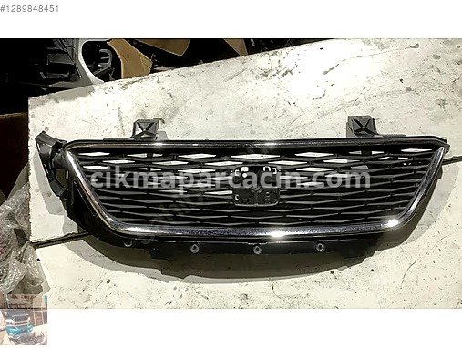 Seat Toledo Ön Panjur / Izgara çıkma parça