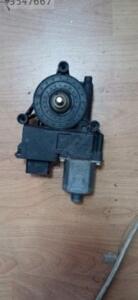 9657247580 Peugeot 308 sağ ön cam krikosu | ÇIKMA PARÇA
