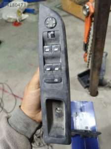 96788281zd Opel peugeot citroen cam açma düğmesi | ÇIKMA PARÇA