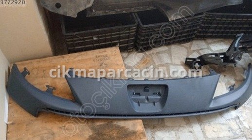Peugeot Partner Ön Tampon çıkma parça