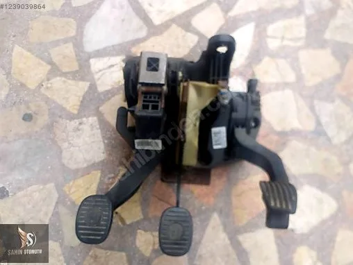 Alfa Romeo Giulietta Pedal çıkma parça