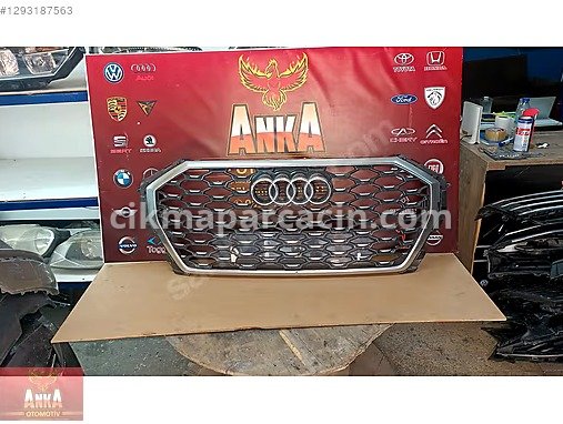 Audi Q3 Ön Panjur / Izgara çıkma parça