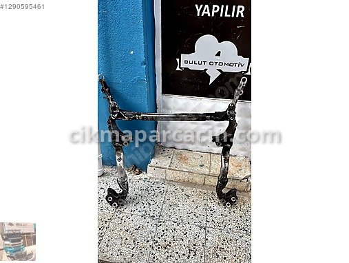 Audi A5 Motor Kapağı/Üst Kapak çıkma parça