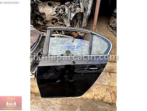 BMW 1 Serisi Sol Arka Kapı çıkma parça