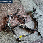 Peugeot 307 Motor Kapağı/Üst Kapak çıkma parça - ÖKKEŞ ŞAHİN OTOMOTİV CİTROEN PEUGEOT ÇIKMA Gaziantep