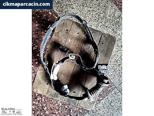 Citroen C-Elysee Cam Kaldırma Motoru çıkma parça - ÖKKEŞ ŞAHİN OTOMOTİV CİTROEN PEUGEOT ÇIKMA Gaziantep
