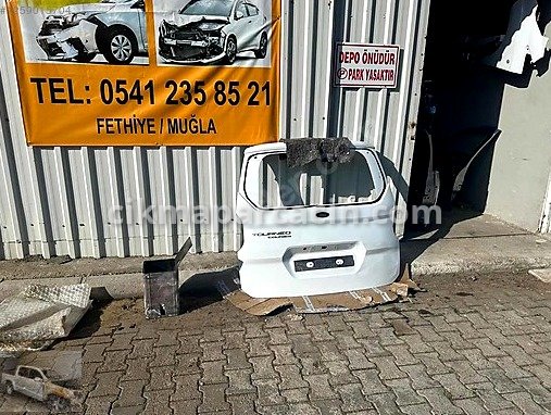 Ford Courier Bagaj Amortisörü çıkma parça