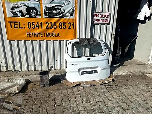 Ford Courier Bagaj Amortisörü çıkma parça - TAMER OTO ÇIKMA PARÇA Muğla