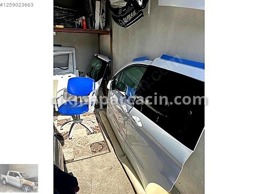 Ford Courier Sol Ön Kapı çıkma parça