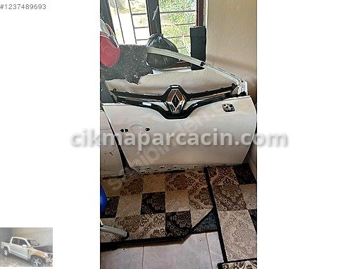 Renault Clio Sağ Ön Kapı çıkma parça