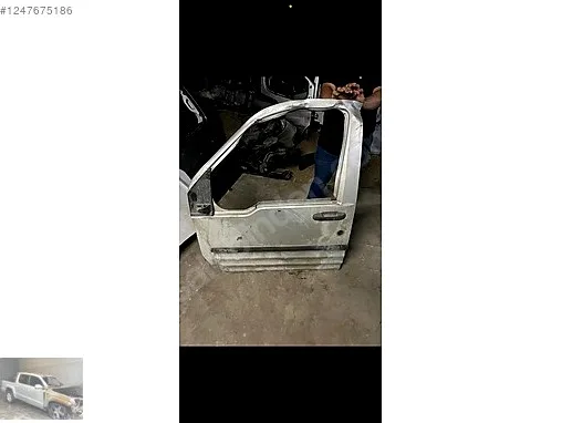 Ford Connect Sol Ön Kapı çıkma parça - TAMER OTO ÇIKMA PARÇA Muğla