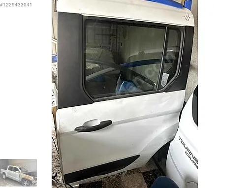 Ford Connect Sol Sürgülü Kapı çıkma parça - TAMER OTO ÇIKMA PARÇA Muğla