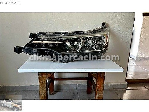 Toyota Corolla Far çıkma parça