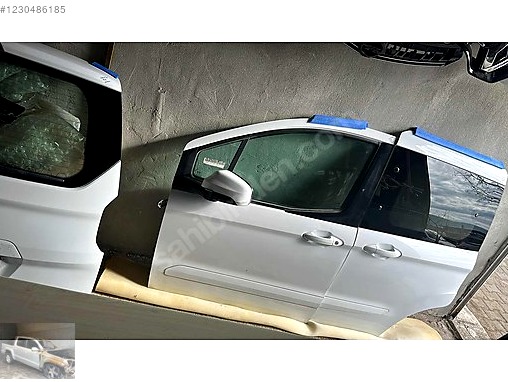 Ford Courier Sağ Sürgülü Kapı çıkma parça