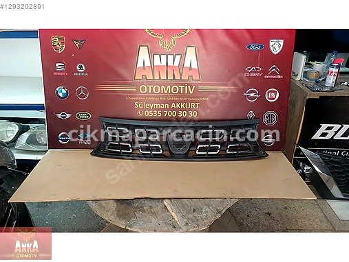 Dacia Duster Ön Panjur / Izgara çıkma parça