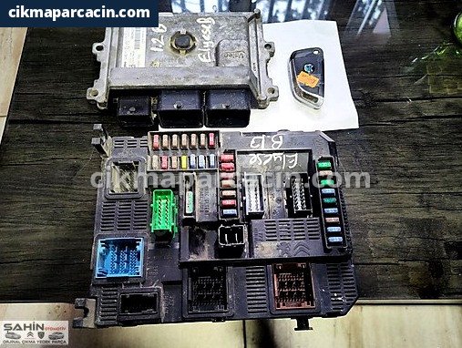 Peugeot 301 ECU (Motor) çıkma parça