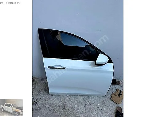 Fiat Egea Sağ Ön Kapı çıkma parça