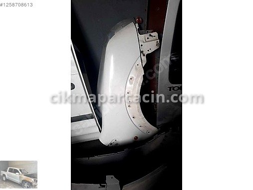 Ford Transit Connect Sağ Ön Çamurluk çıkma parça