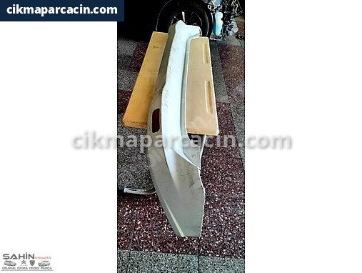 Ford Courier Arka Tampon çıkma parça