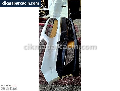 Ford Courier Ön Tampon çıkma parça