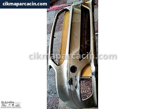 Ford Courier Ön Tampon çıkma parça