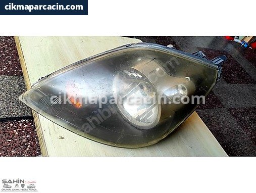 Ford Fiesta Far çıkma parça