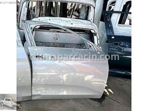 Fiat Egea Sağ ön kapı | ÇIKMA OTO PARÇA