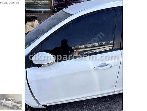 Ford Focus Sol Ön Kapı çıkma parça