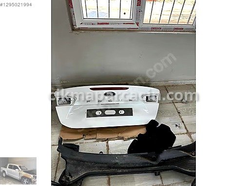 Ford Focus Bagaj Kapağı çıkma parça