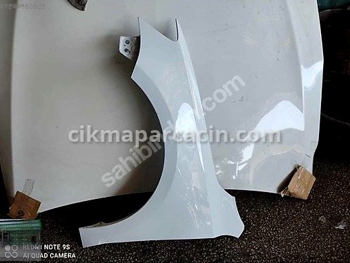 Volkswagen Jetta Çamurluk (Ön) çıkma parça