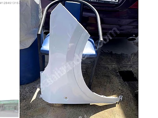 Ford Courier Çamurluk (Ön) çıkma parça