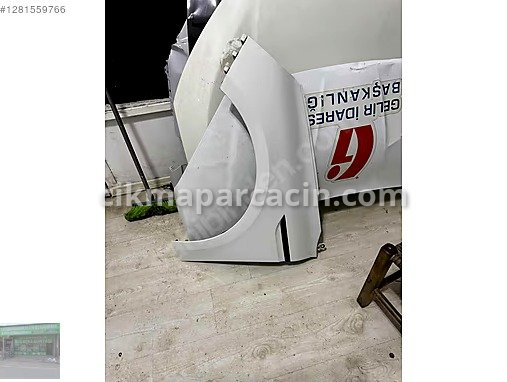 Renault Megane Çamurluk (Ön) çıkma parça