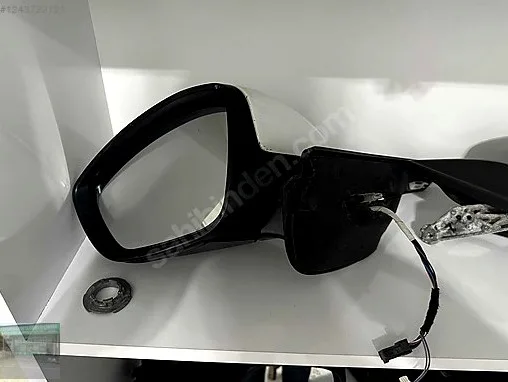 Peugeot 208 Ayna (Sol) çıkma parça - LEZGİN KARDEŞLER OTO ÇIKMA PARÇA Diyarbakır