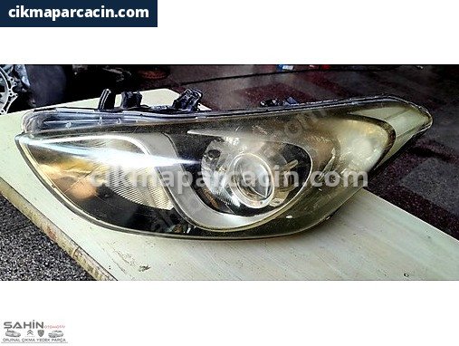 Hyundai i30 Far çıkma parça
