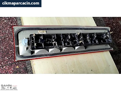 IVECO Daily Sol Arka Stop çıkma parça - ÖKKEŞ ŞAHİN OTOMOTİV CİTROEN PEUGEOT ÇIKMA Gaziantep