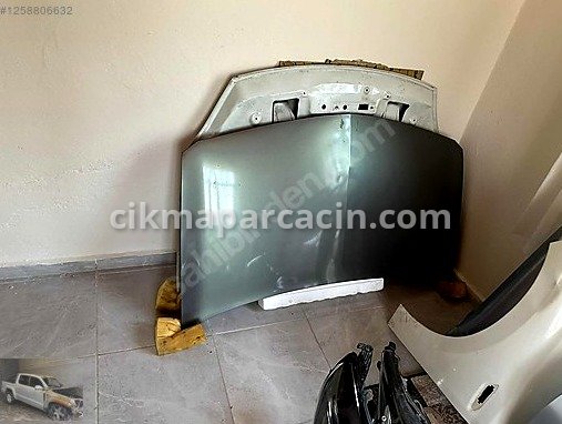Mazda 2 Kaput çıkma parça