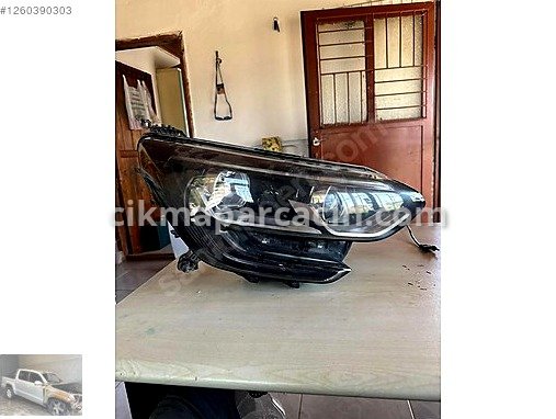 Renault Megane Far çıkma parça