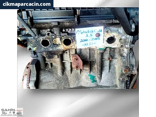 Mitsubishi Colt Motor Kapağı/Üst Kapak çıkma parça - ÖKKEŞ ŞAHİN OTOMOTİV CİTROEN PEUGEOT ÇIKMA Gaziantep