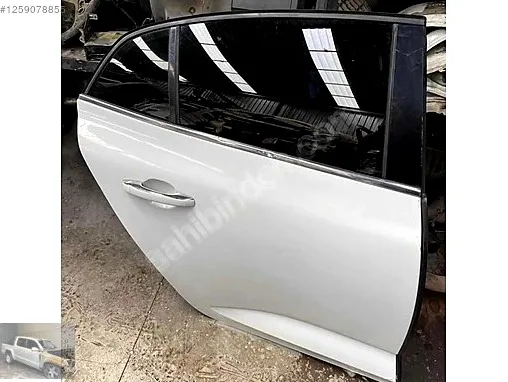 Renault Megane Sağ Arka Kapı çıkma parça - TAMER OTO ÇIKMA PARÇA Muğla