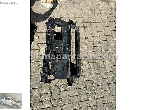 Renault Megane Ön Panel çıkma parça