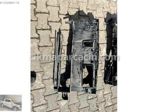 Megane 4 ön panel 625002944R orjinal Alt tarafı kırık | ÇIKMA OTO PARÇA