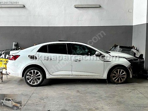 Renault Megane Sol Arka Kapı çıkma parça